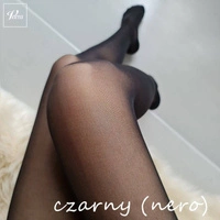 czarny